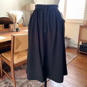 H&M button front black midi skirt sz 2